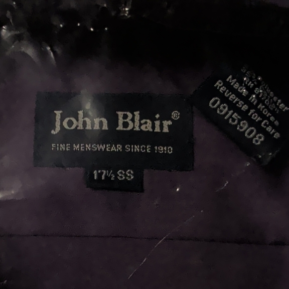 John Blair Men's Classic Purple Dress Shirt - Picture 3 of 3